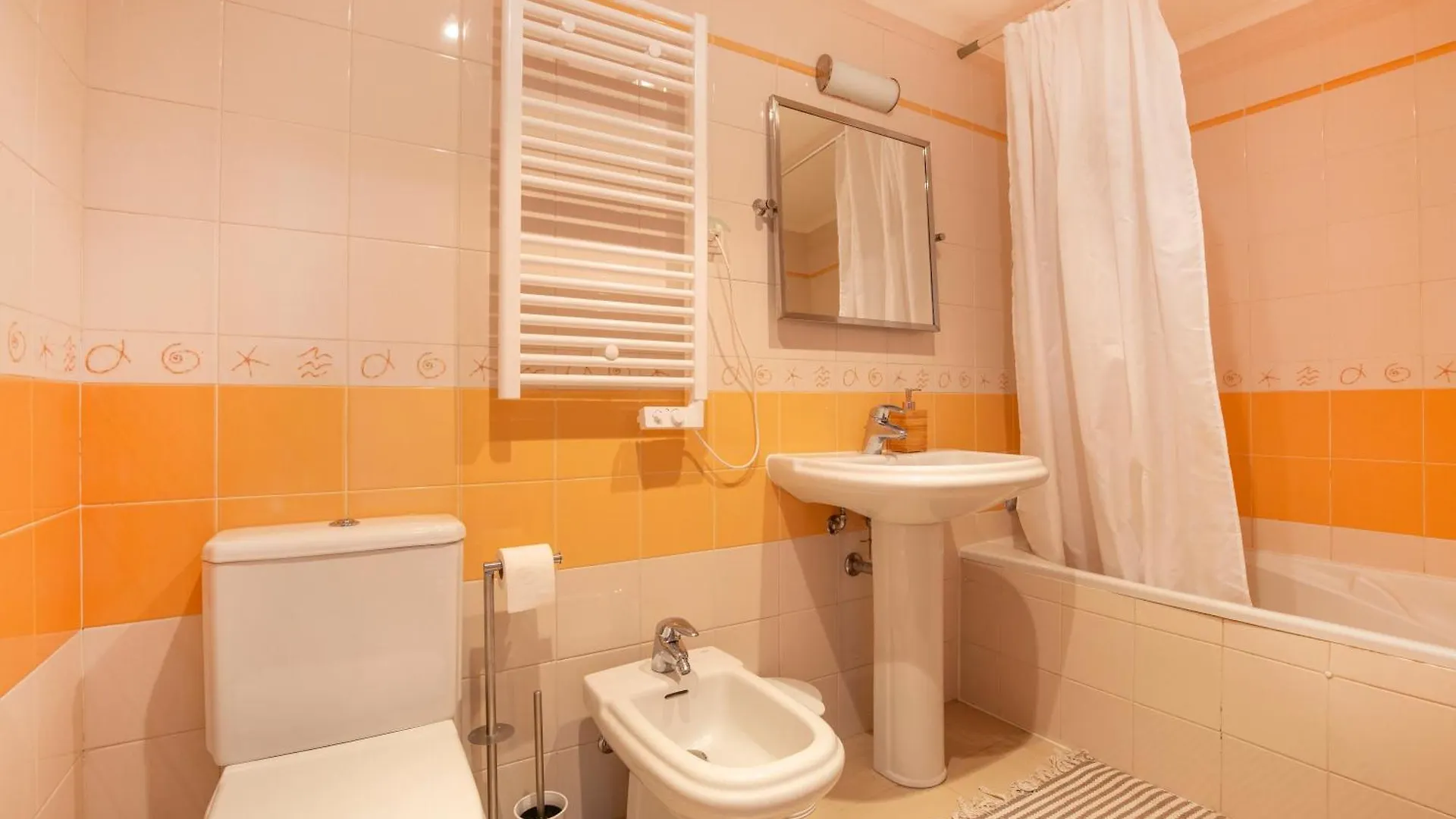 Homestay Setimo Ceu Apartment Lisbon